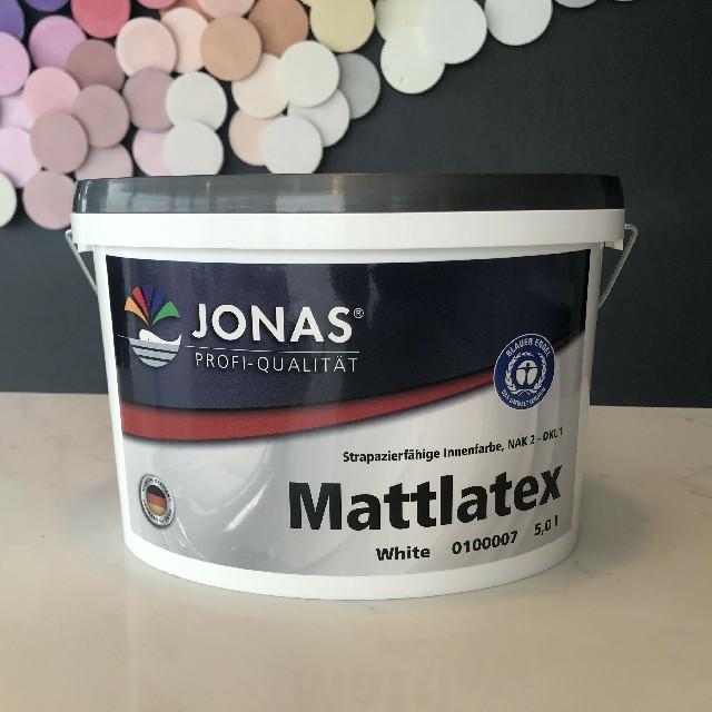 鲸彩玫缇墙面漆实测：超强抗污性耐擦洗性