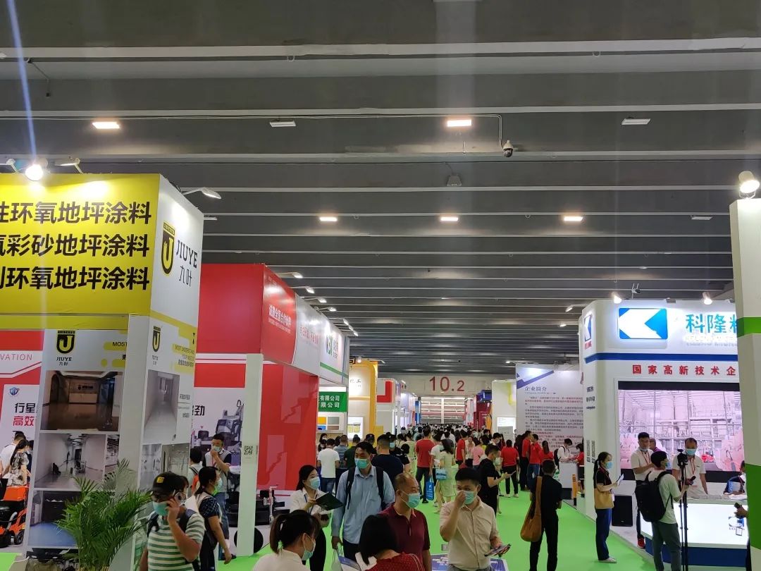 这届展会聚焦地面材料领域，解码行业新理念、新产品、新工艺