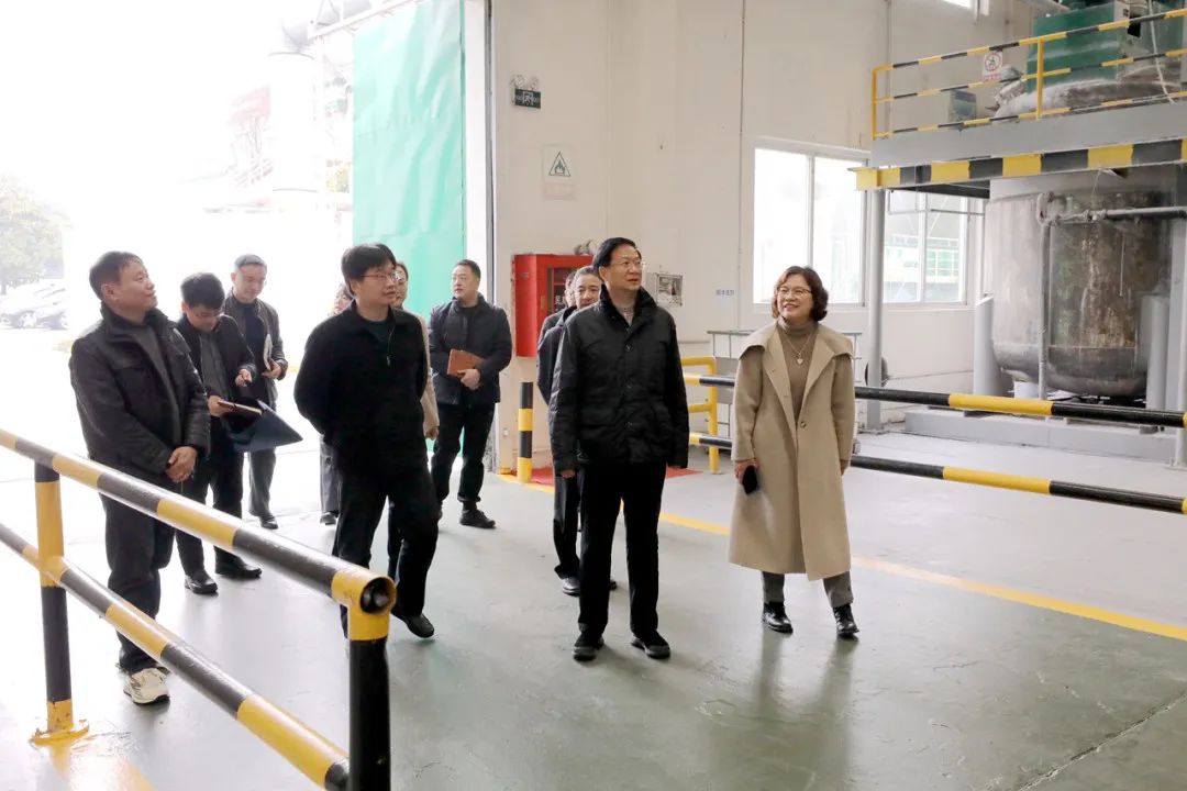 上海嘉定区总工会走进麦加芯彩 倾听诉求提振企业发展信心