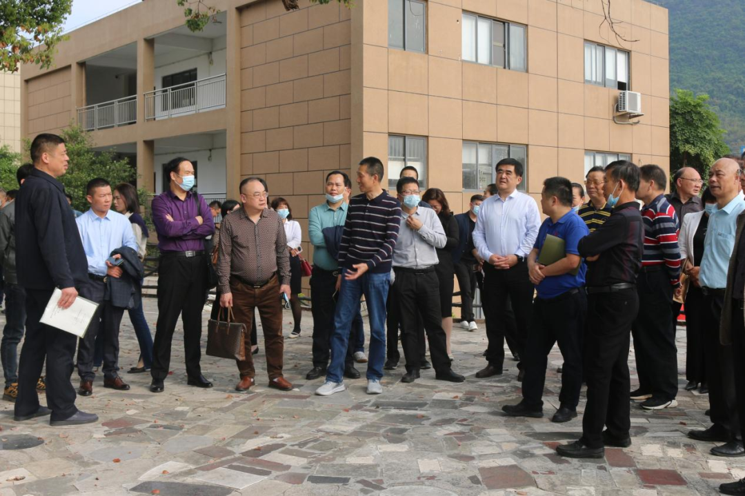 韶关市工商联（总商会）市级异地商会联席会议在合众化工顺利召开