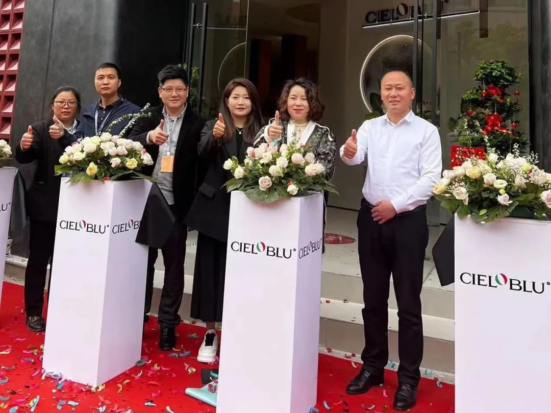 基路伯艺术涂料浙江金华体验店盛装绽放！
