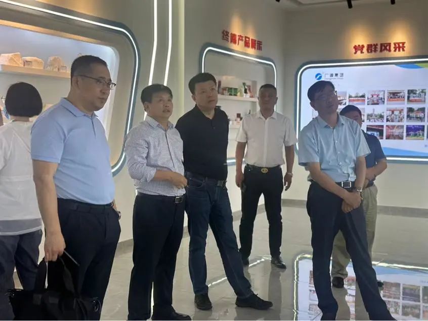 【广源集团】黑龙江省鹤岗市考察团莅临江西广源藤田工厂调研