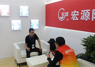 宏源防水集团亮相2023防水展 集团总裁助理杨丰杰畅谈全价值服务供应链