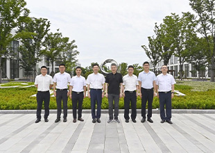 黄冈市委常委、副市长荣先国一行莅临凯伦股份交流考察