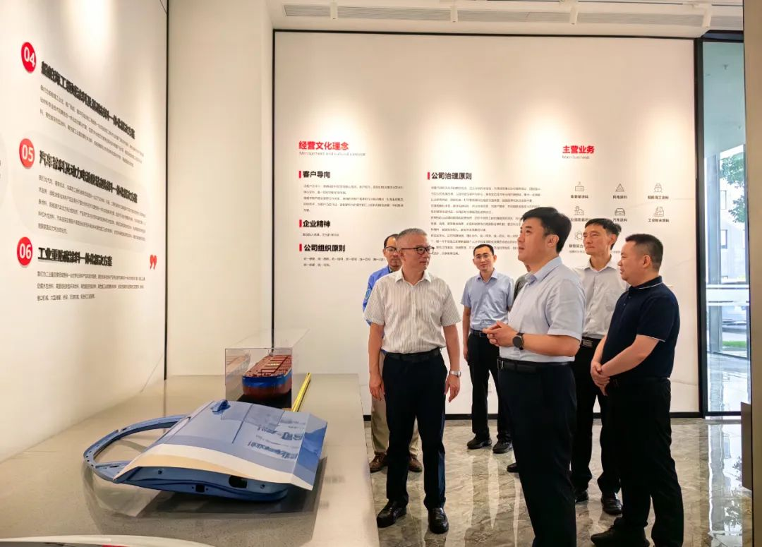 郯城县委书记莅临德威涂料调研交流 促进地方经济发展与合作升级