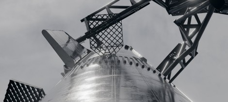 拒绝涂装！星舰选择更便宜的不锈钢和更实用的TUFROC