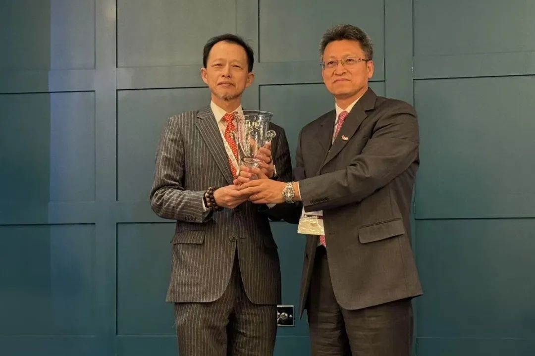 李长荣集团总裁李谋伟获得IISRP 2025年度卓越奖