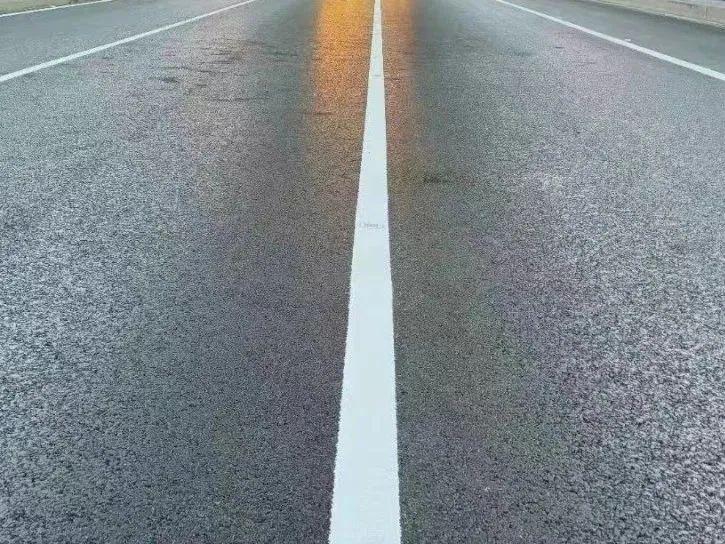 兄弟路标双组份涂料施工 助力行业标准化