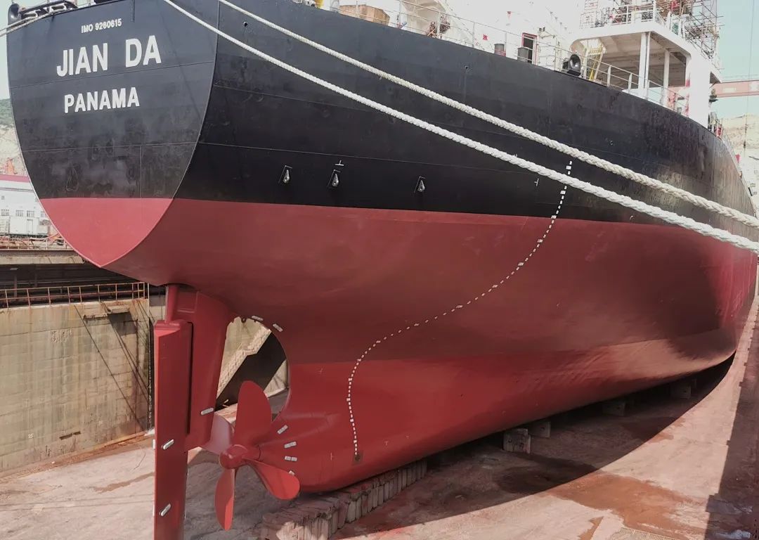 海隆有机硅防污漆首战告捷！助力 "JIAN DA" 号开启绿色航运新航程