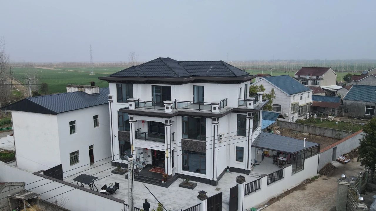 践行“双碳”战略：三棵树仿石漆引领建筑涂料绿色革命