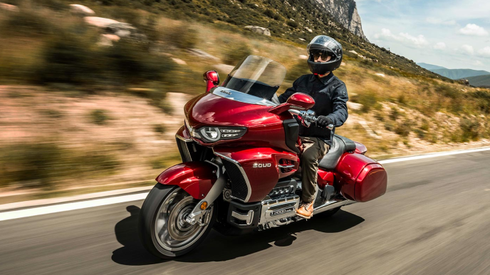 从“跟跑”到“硬刚”：国产涂料凭什么撑起高端摩托的“面子”？