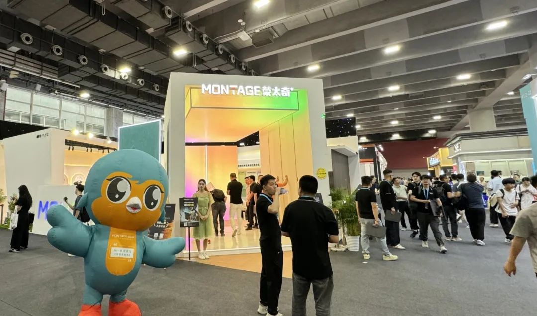 蒙太奇艺术涂装闪耀2025广州建博会 首日盛况人气爆棚