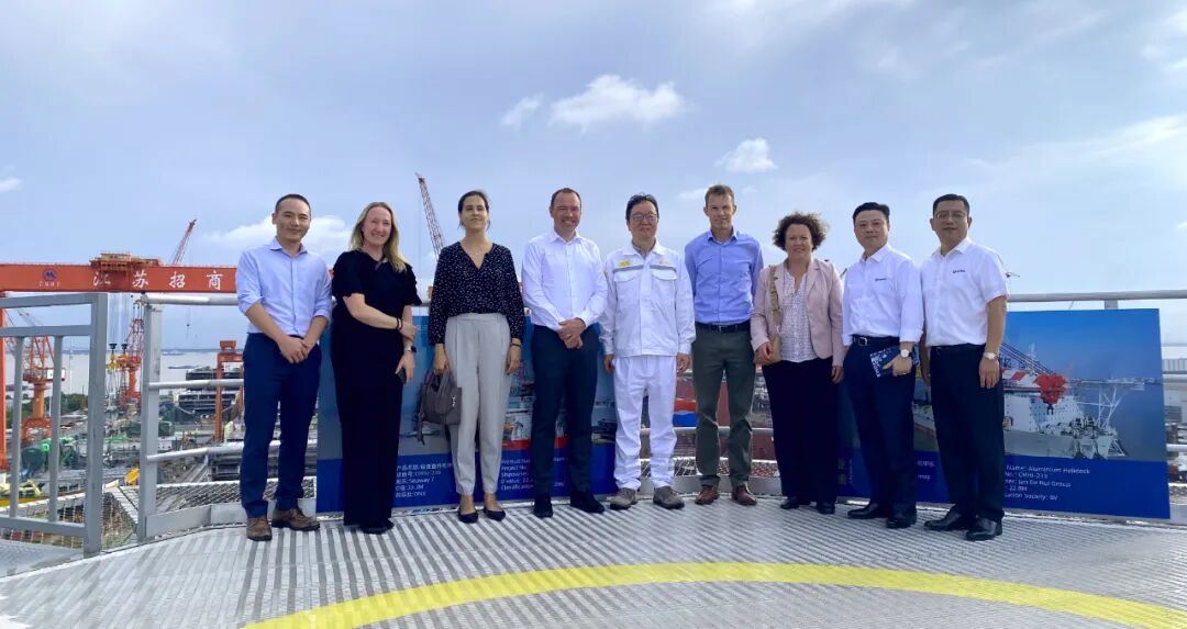 海虹老人集团总裁兼首席执行官 Michael Hansen一行拜访招商工业海门基地