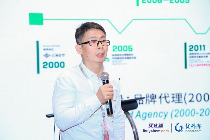 实现“无电制冷”！新型辐射涂料实测降温25℃，澳润新材披露技术路径