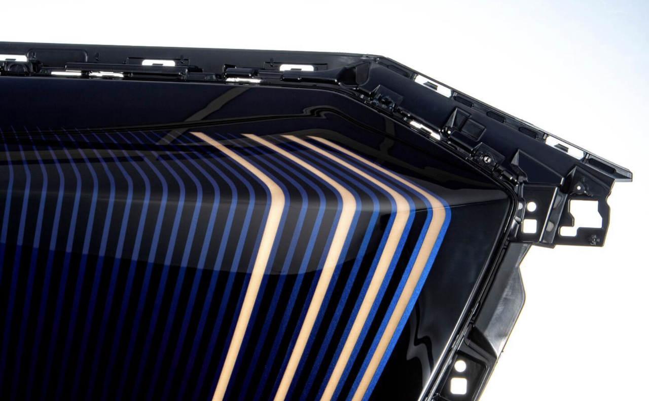 模内喷涂量产破局 盘点“将车漆种进模具里”的供应商们