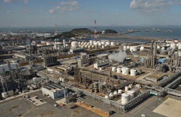 LG化学拟对双酚A业务部进行重组，考虑出售部分股权或成立合资企业