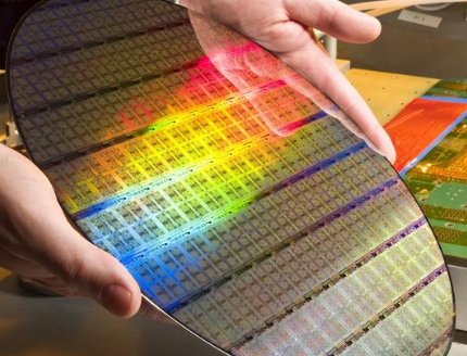 石墨烯材料成鞋服产业新热点